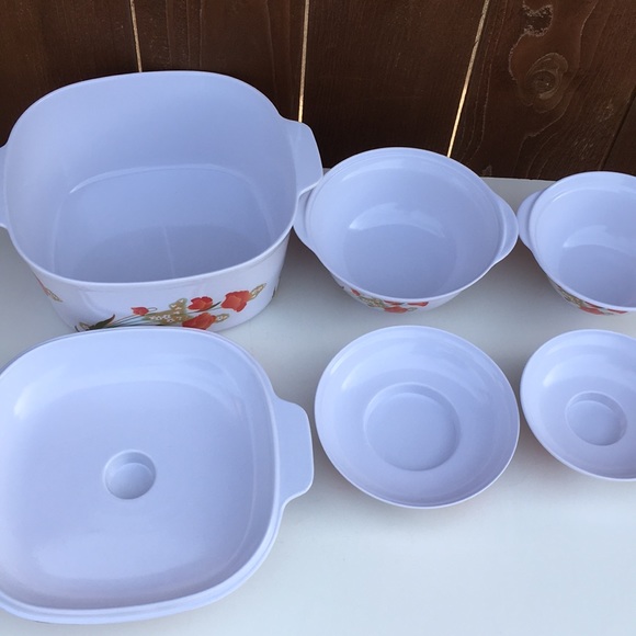 Vintage Melamine Ware Dinner Set - Picture 5 of 8